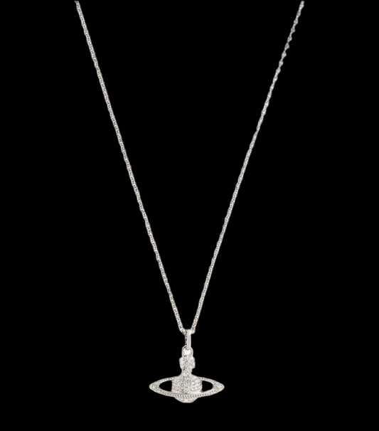 VIVIENNE WESTWOOD
Mini Bas Relief Pendant Necklace